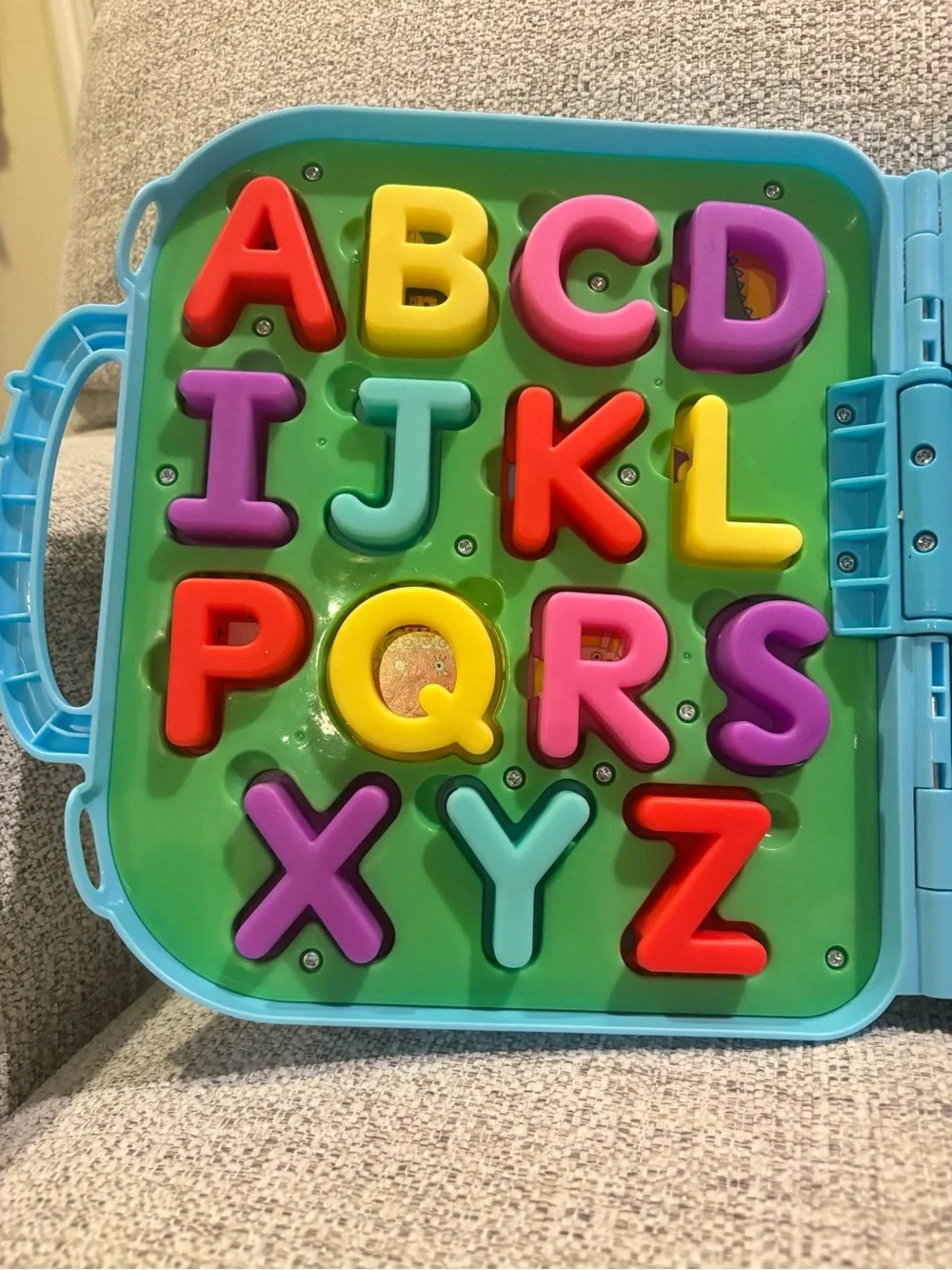 Peppa Pig alphabet case